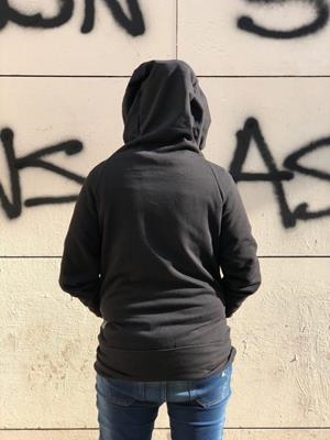Fedora 2018 - Llop | Laura Cans | Cooperativa autogestionària