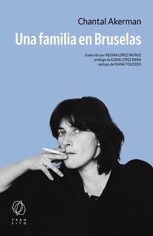 Una familia en Bruselas | Akerman, Chantal | Cooperativa autogestionària
