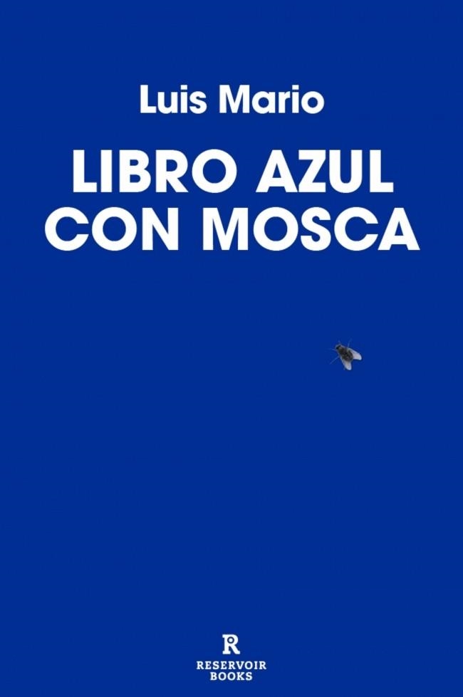 Libro azul con mosca | Luis Mario
